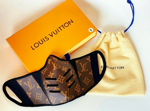 Защитная маска Louis Vuitton многоразовая